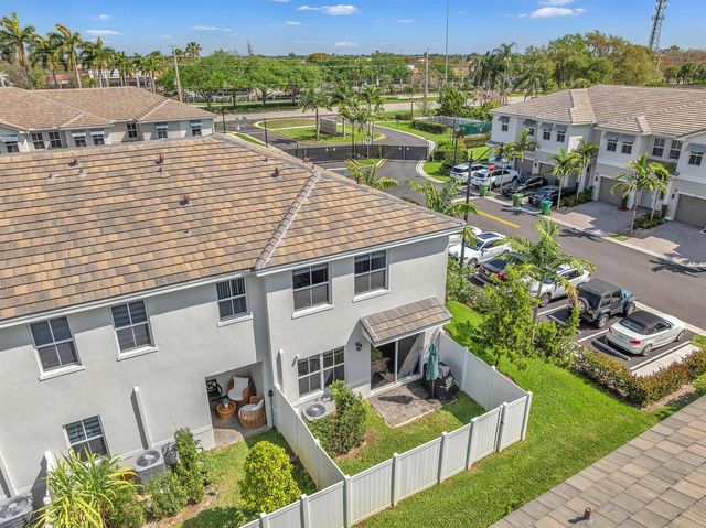 17002 SW 1st Street, Pembroke Pines, FL 33027