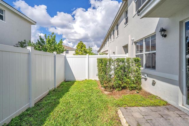17002 SW 1st Street, Pembroke Pines, FL 33027