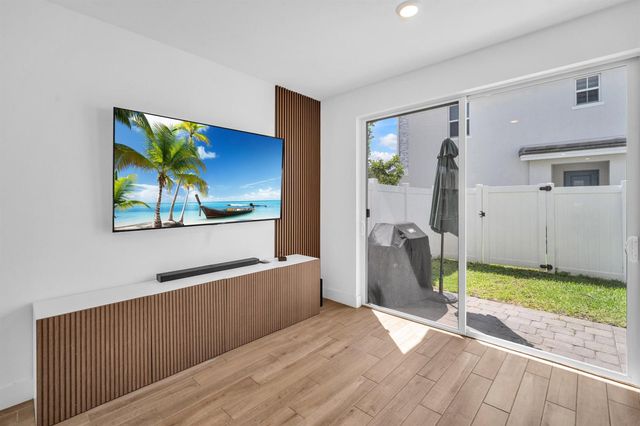 17002 SW 1st Street, Pembroke Pines, FL 33027