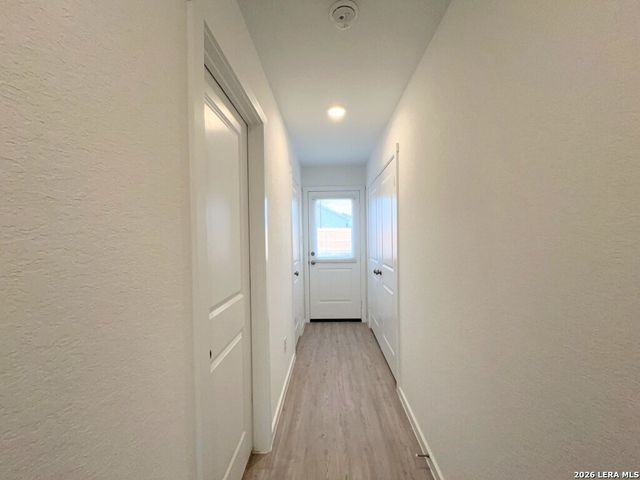 6914 Dorato Ridge, Elmendorf, TX 78112