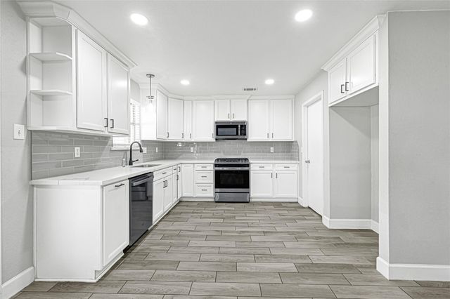 15331 Cheshunt Lane, Channelview, TX 77530