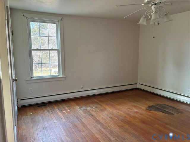 12021 Greenwood Rd, Glen Allen, VA 23059