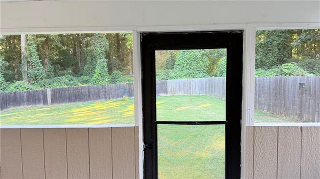 2305 Paces Estates Drive, Lithia Springs, GA 30122