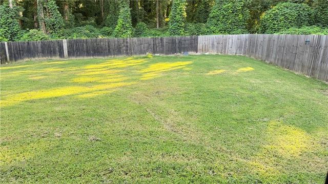 2305 Paces Estates Drive, Lithia Springs, GA 30122