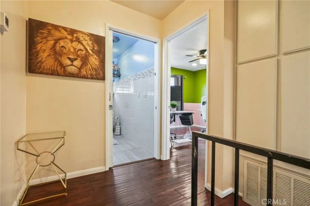 11401 Berendo Avenue 6, Los Angeles, CA 90044