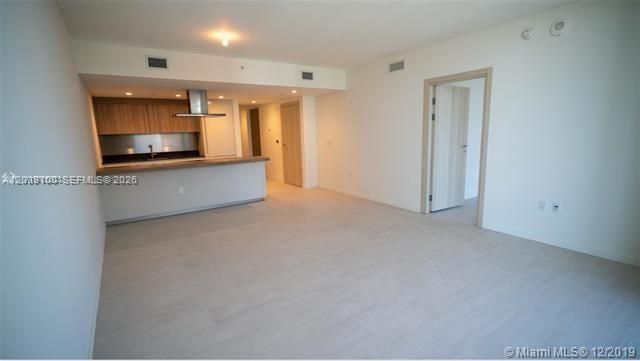 1000 Brickell Plaza 4905, Miami, FL 33131