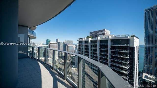 1000 Brickell Plaza 4905, Miami, FL 33131