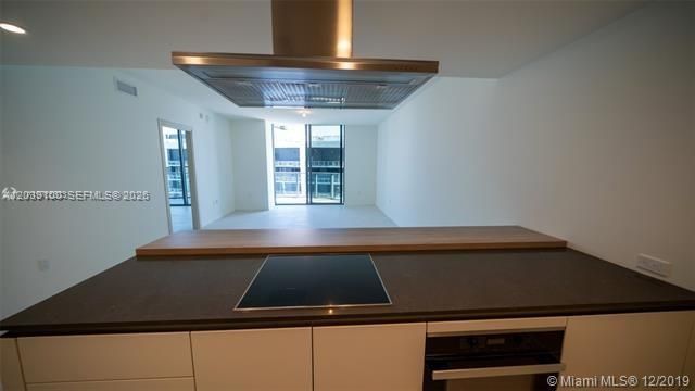 1000 Brickell Plaza 4905, Miami, FL 33131