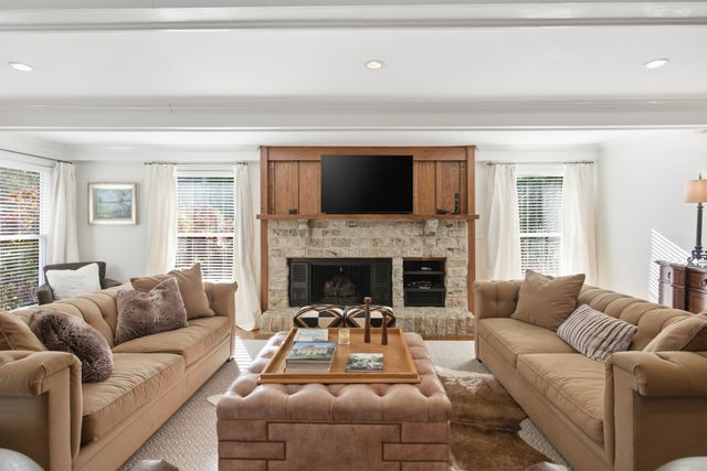 714 Farrell Rd, Nashville, TN 37220