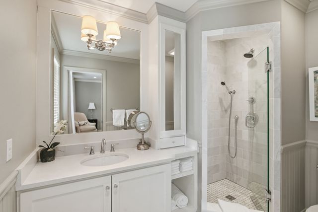 714 Farrell Rd, Nashville, TN 37220