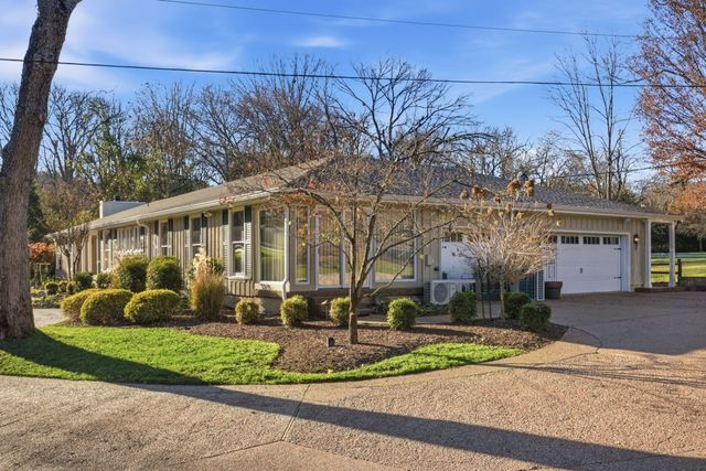 714 Farrell Rd, Nashville, TN 37220