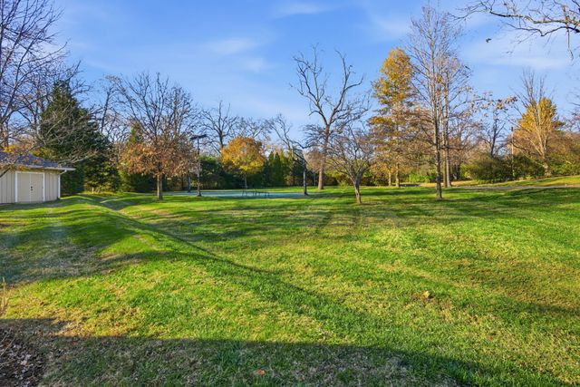 714 Farrell Rd, Nashville, TN 37220