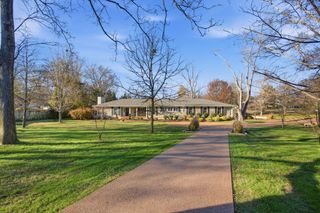 714 Farrell Rd, Nashville, TN 37220