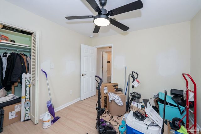 4 Barrington Ct, Pensacola, FL 32506