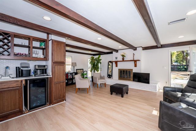 4 Barrington Ct, Pensacola, FL 32506