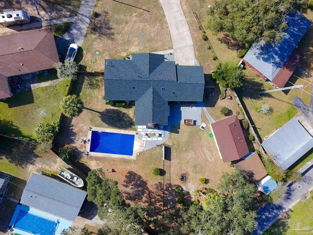 4 Barrington Ct, Pensacola, FL 32506