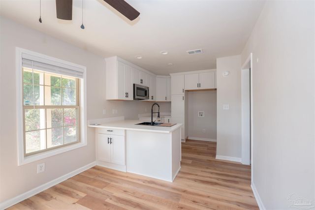 4 Barrington Ct, Pensacola, FL 32506