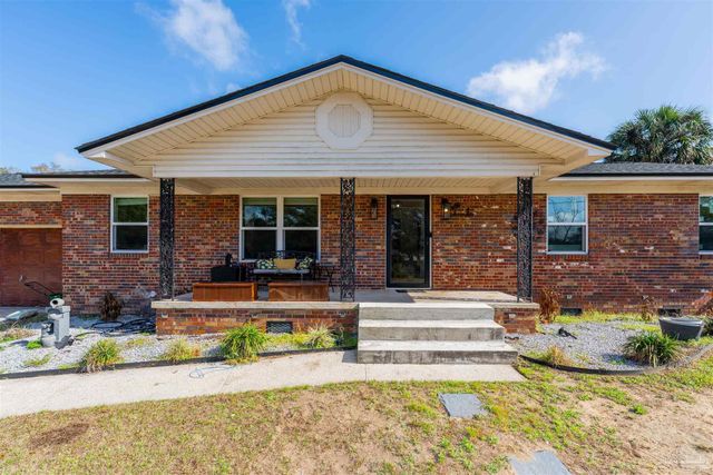 4 Barrington Ct, Pensacola, FL 32506