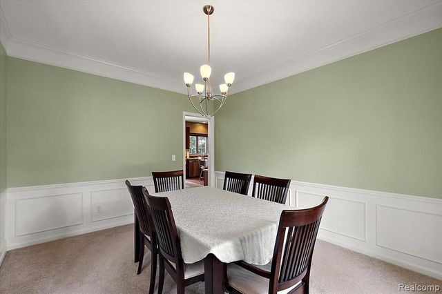 1885 Avon Glen Lane, Lake Orion, MI 48360