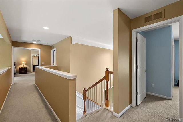 1885 Avon Glen Lane, Lake Orion, MI 48360