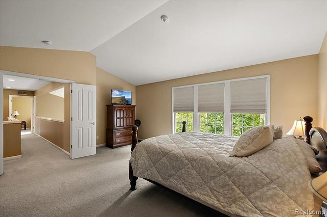 1885 Avon Glen Lane, Lake Orion, MI 48360