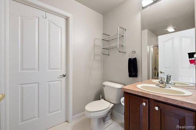 1885 Avon Glen Lane, Lake Orion, MI 48360