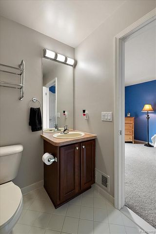 1885 Avon Glen Lane, Lake Orion, MI 48360