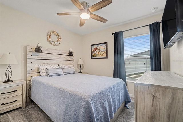 2449 BEGONIA STREET, Mascotte, FL 34753