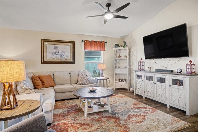 2449 BEGONIA STREET, Mascotte, FL 34753