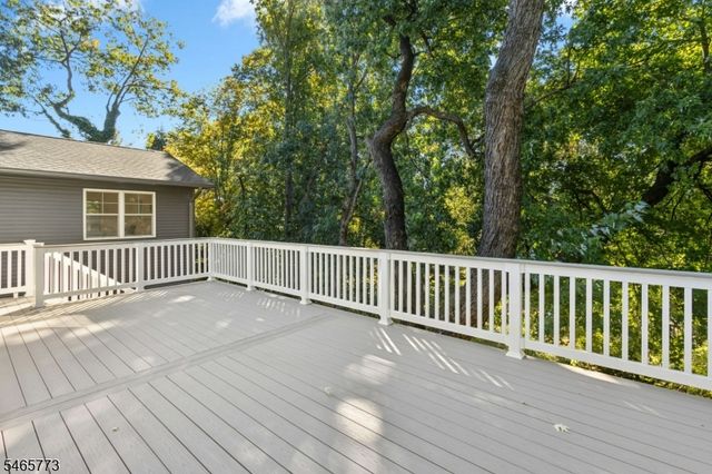 355 Ackerman St, Mountainside Boro, NJ 07092