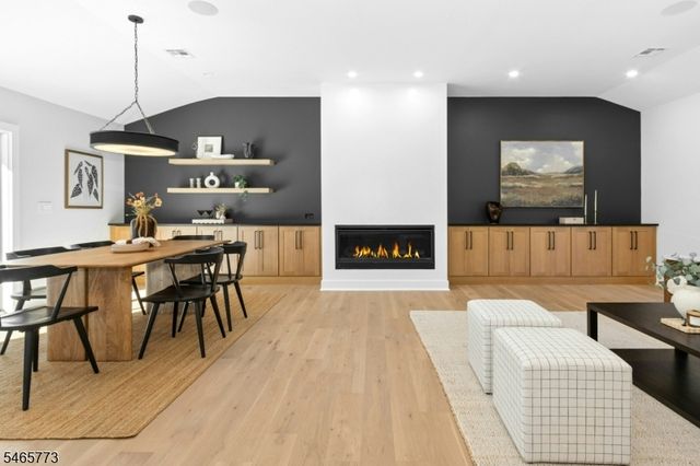 355 Ackerman St, Mountainside Boro, NJ 07092