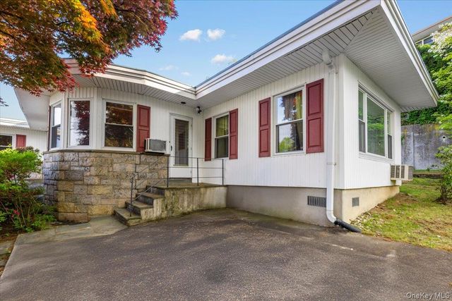 11 Malvern Road, Scarsdale, NY 10583