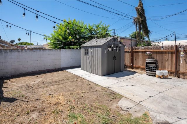 728 W Cressey, Compton, CA 90222