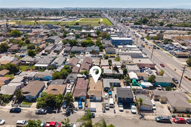 728 W Cressey, Compton, CA 90222