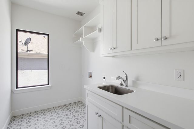 4330 Glenwick Lane, University Park, TX 75205