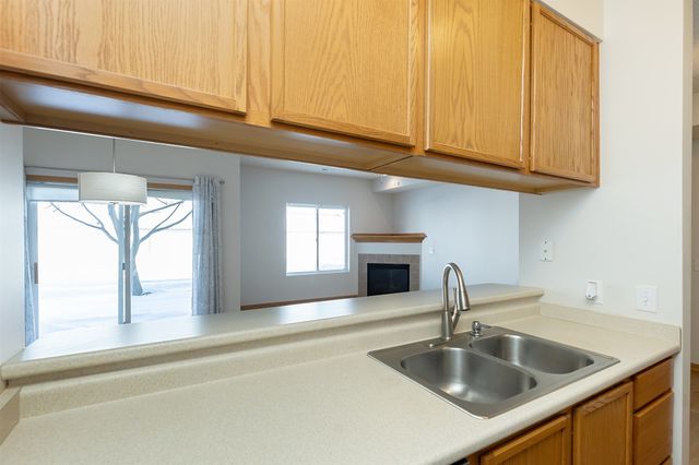 1207 NE 5th Lane 1, Ankeny, IA 50021