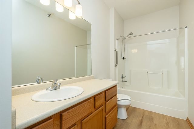 1207 NE 5th Lane 1, Ankeny, IA 50021