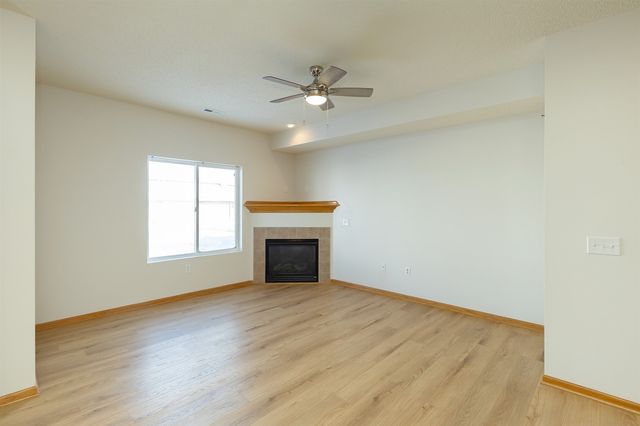 1207 NE 5th Lane 1, Ankeny, IA 50021