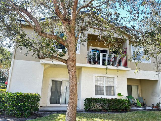 3031 SE Lexington Lakes Drive 204, Stuart, FL 34994