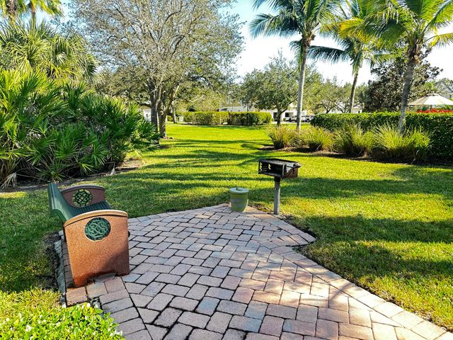 3031 SE Lexington Lakes Drive 204, Stuart, FL 34994