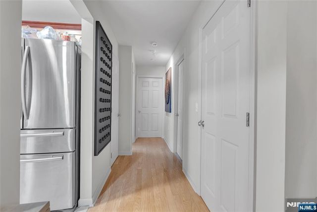 547 Gorge Road 2E, Cliffside Park, NJ 07010