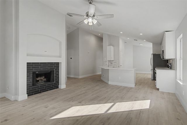 4516 Fox Sedge Lane, Denton, TX 76208