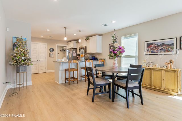 234 Camerons Cove Drive, Carencro, LA 70520