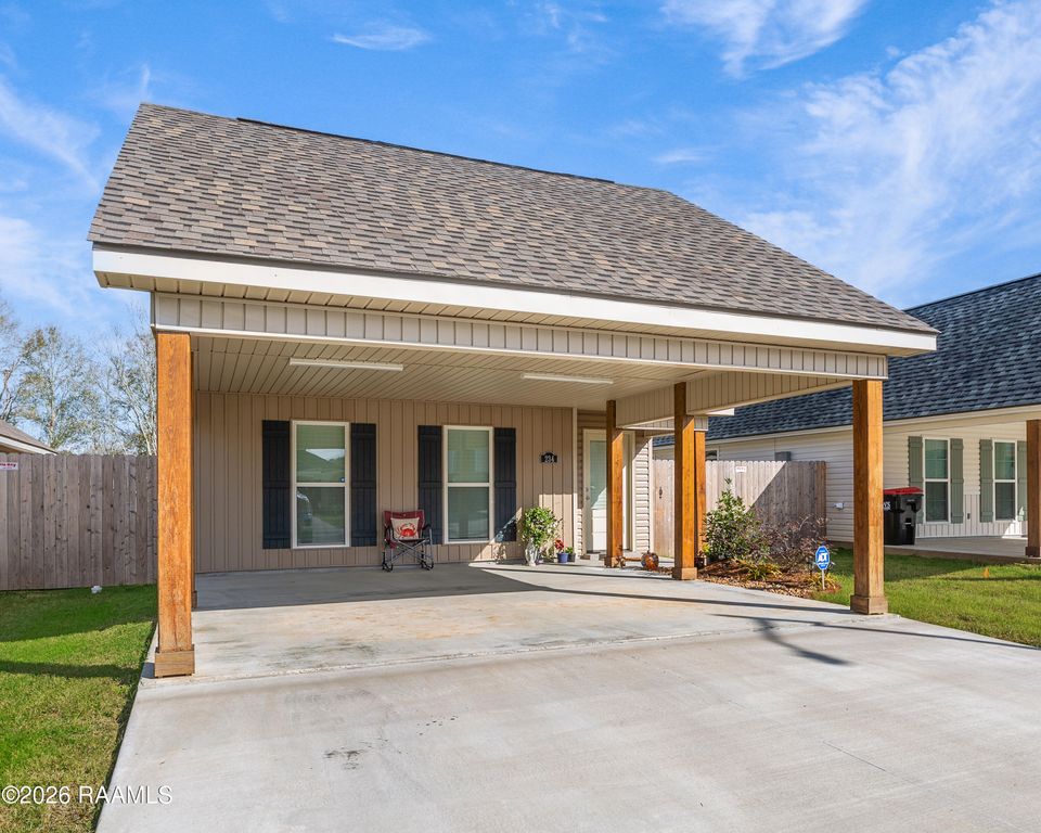 234 Camerons Cove Drive, Carencro, LA 70520