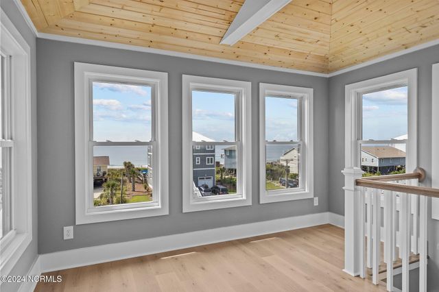 101 Melaine Street ., Emerald Isle, NC 28594