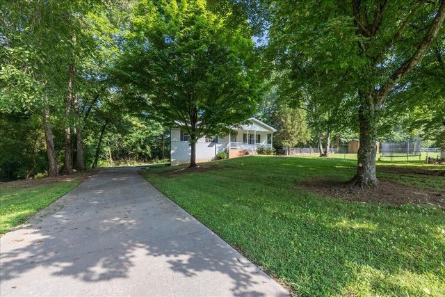 860 Anchor Drive, Lenoir City, TN 37771
