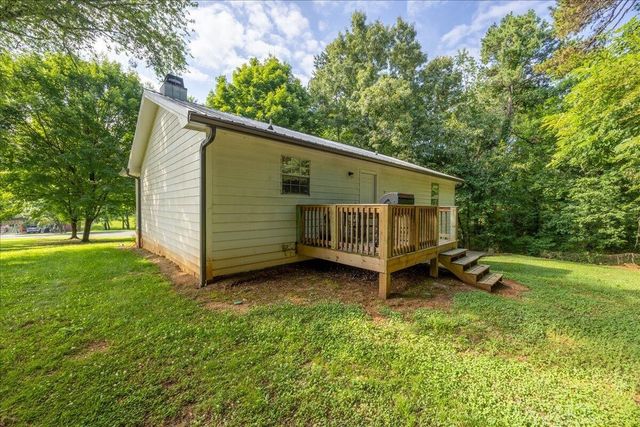 860 Anchor Drive, Lenoir City, TN 37771