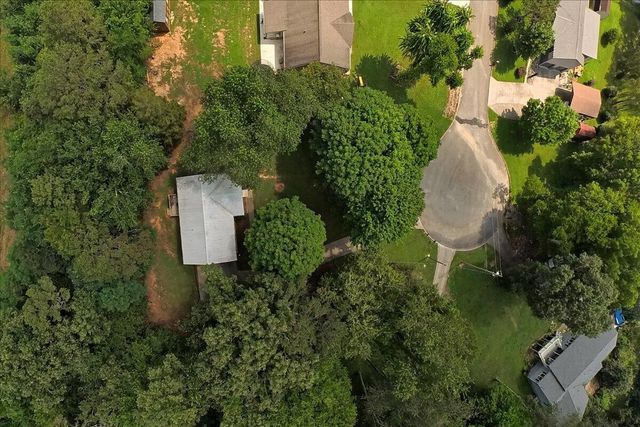 860 Anchor Drive, Lenoir City, TN 37771