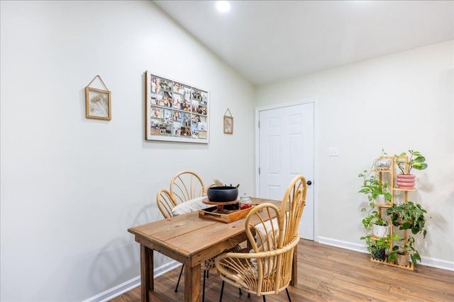 860 Anchor Drive, Lenoir City, TN 37771