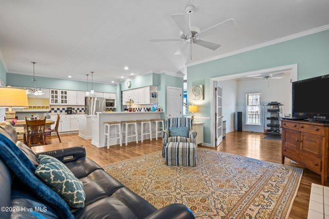 624 N Colony Circle, Wilmington, NC 28409